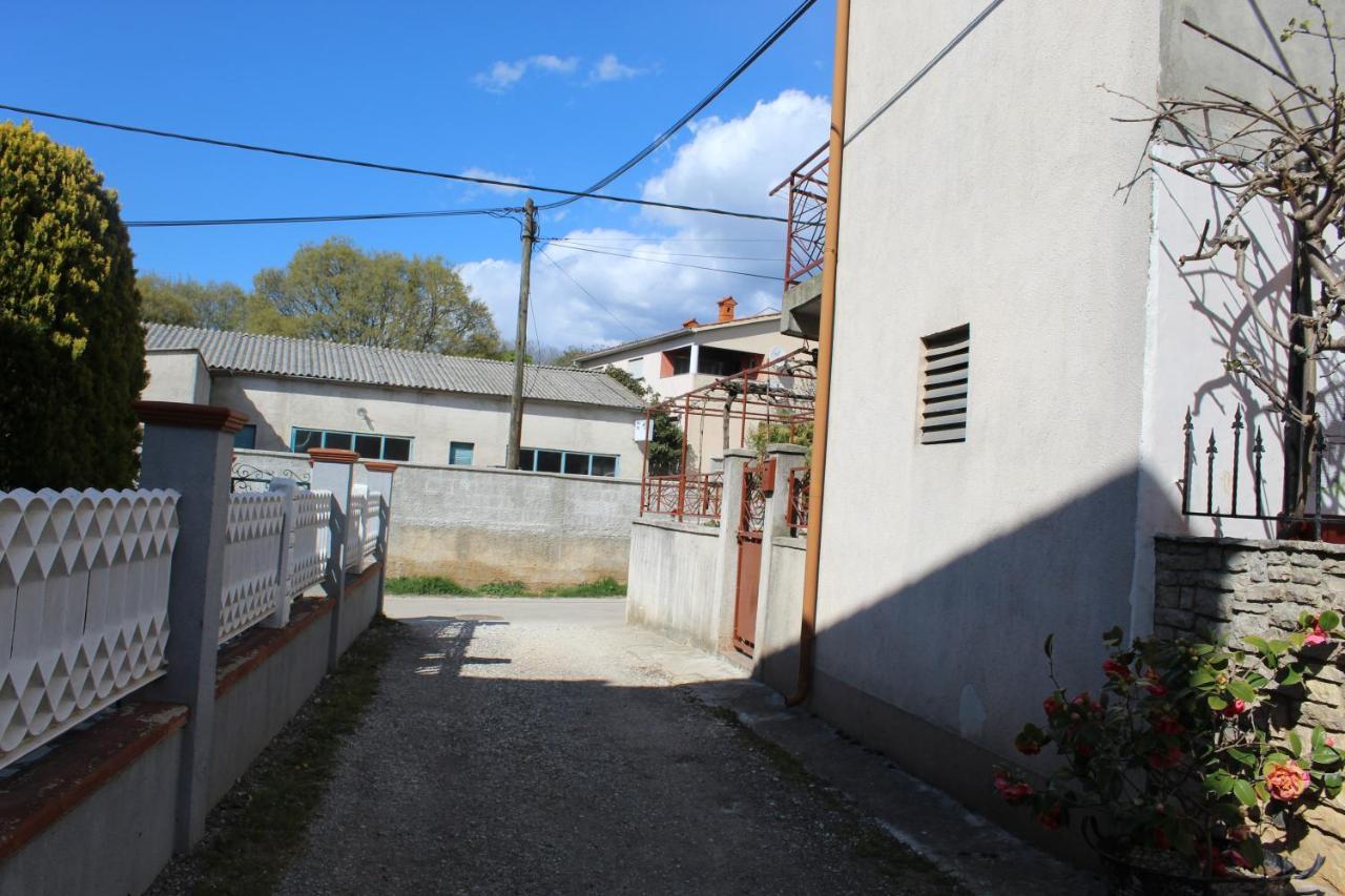 Studio Apartment Elsa Galižana Εξωτερικό φωτογραφία